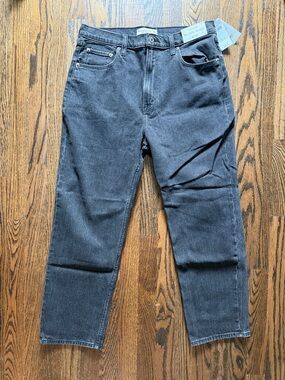 Abercrombie & Fitch The Ankle Straight high-rise jeans NWT